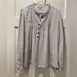 Maison D’Amelie Elegant White and Black Patterned Blouse